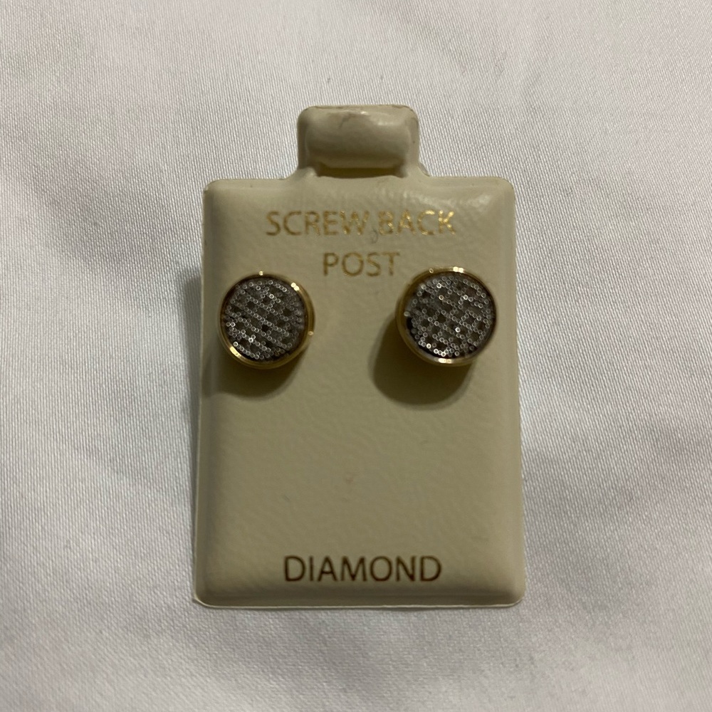 Pagoda Diamond earrings unisex